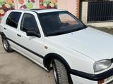 Volkswagen Golf 1995 года за 1 550 000 тг. в Кордай – фото 2