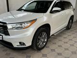 Toyota Highlander 2014 года за 18 200 000 тг. в Тараз