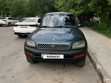 Toyota RAV4 1996 года за 2 600 000 тг. в Астана – фото 4