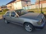 Mercedes-Benz E 260 1991 года за 1 200 000 тг. в Астана – фото 2