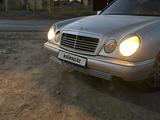 Mercedes-Benz E 230 1995 годаүшін2 300 000 тг. в Жезказган – фото 3