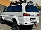 Mitsubishi Delica 1994 годаfor8 900 000 тг. в Алматы – фото 3