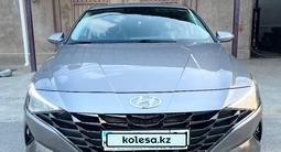 Hyundai Elantra 2021 года за 9 400 000 тг. в Астана