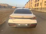 Hyundai Elantra 2024 года за 9 400 000 тг. в Караганда – фото 5