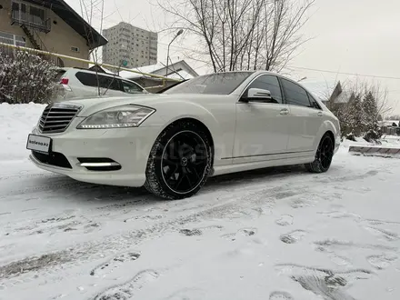 Mercedes-Benz S 500 2008 годаүшін9 300 000 тг. в Алматы – фото 16