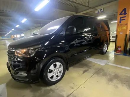 Hyundai Starex 2020 года за 12 500 000 тг. в Алматы – фото 4