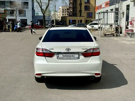 Toyota Camry 2016 года за 13 800 000 тг. в Алматы – фото 4
