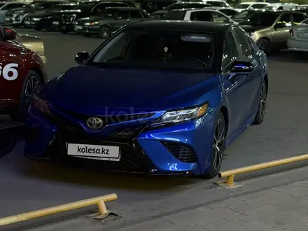 Toyota Camry 2019 года за 11 700 000 тг. в Костанай