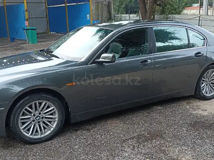 BMW 735 2002 года за 3 900 000 тг. в Алматы – фото 4