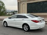 Hyundai Sonata 2009 года за 5 350 000 тг. в Тараз – фото 2