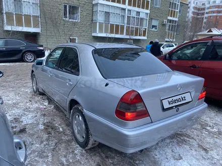 Mercedes-Benz C 180 1996 года за 2 300 000 тг. в Астана – фото 5