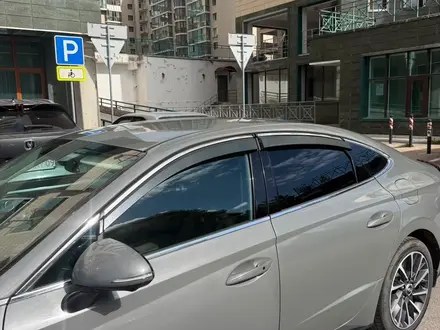 Hyundai Sonata 2022 года за 11 700 000 тг. в Астана – фото 4
