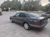 Mercedes-Benz E 230 1995 года за 1 500 000 тг. в Алматы – фото 4