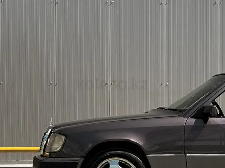 Mercedes-Benz E 200 1991 года за 1 800 000 тг. в Шымкент – фото 4