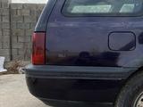 Volkswagen Golf 1996 года за 900 000 тг. в Шымкент