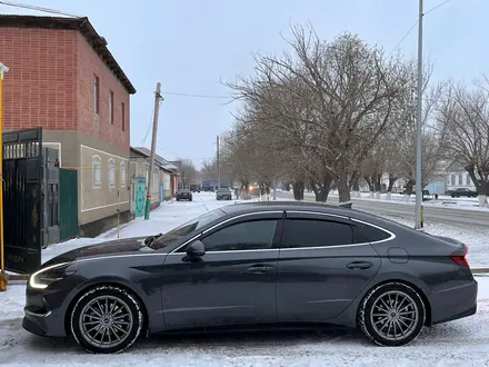 Hyundai Sonata 2021 года за 14 000 000 тг. в Кызылорда – фото 2