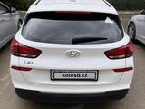 Hyundai i30 2022 года за 7 100 000 тг. в Актау – фото 4