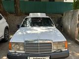 Mercedes-Benz E 200 1989 года за 800 000 тг. в Алматы – фото 5