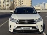 Toyota Highlander 2019 годаүшін18 300 000 тг. в Шымкент – фото 2