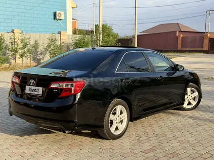 Toyota Camry 2014 года за 6 500 000 тг. в Атырау – фото 3