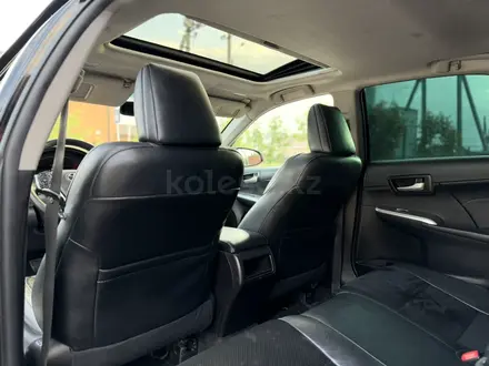 Toyota Camry 2014 года за 6 500 000 тг. в Атырау – фото 12