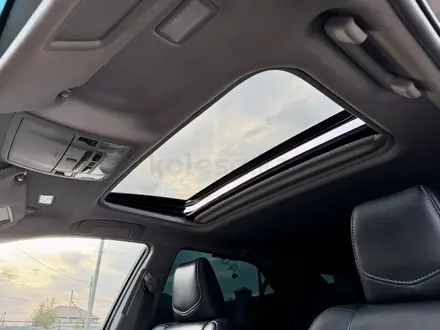 Toyota Camry 2014 года за 6 500 000 тг. в Атырау – фото 13