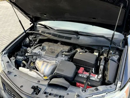 Toyota Camry 2014 года за 6 500 000 тг. в Атырау – фото 14