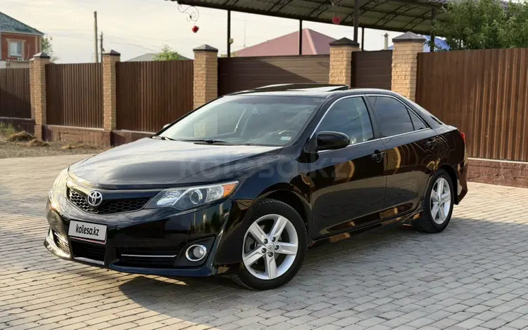 Toyota Camry 2014 года за 6 500 000 тг. в Атырау