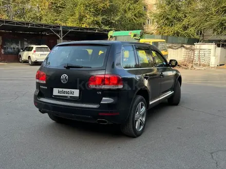 Volkswagen Touareg 2006 года за 4 150 000 тг. в Алматы – фото 6