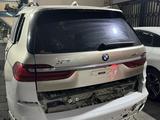 Задняя часть кузова BMW X7 за 480 000 тг. в Алматы
