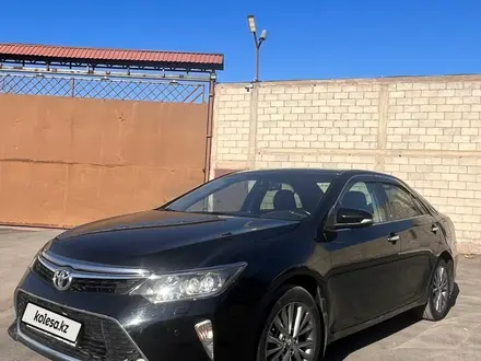 Toyota Camry 2017 года за 13 000 000 тг. в Шымкент – фото 2