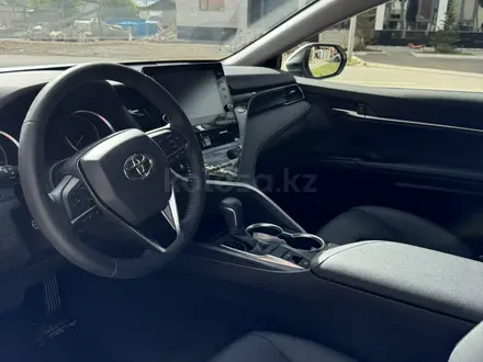 Toyota Camry 2024 года за 18 000 000 тг. в Астана – фото 2