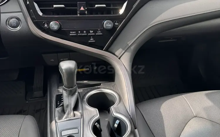 Toyota Camry 2024 года за 17 500 000 тг. в Усть-Каменогорск
