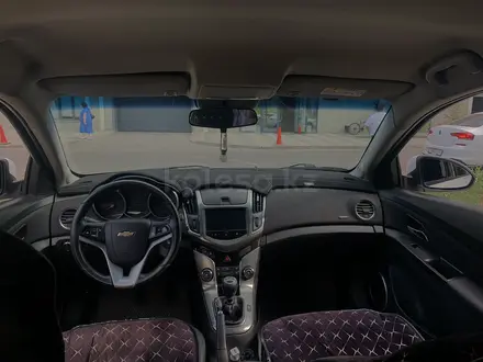 Chevrolet Cruze 2015 года за 3 600 000 тг. в Астана – фото 22