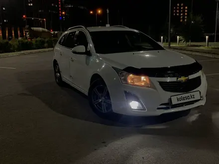 Chevrolet Cruze 2015 года за 3 600 000 тг. в Астана – фото 38