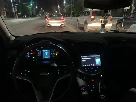 Chevrolet Cruze 2015 года за 3 600 000 тг. в Астана – фото 9
