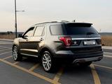 Ford Explorer 2016 года за 12 900 000 тг. в Алматы – фото 4