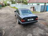 Mercedes-Benz E 200 1990 года за 1 500 000 тг. в Есик