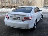 Toyota Camry 2010 года за 6 800 000 тг. в Петропавловск – фото 3