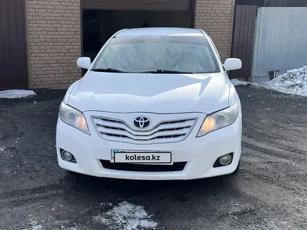 Toyota Camry 2010 года за 6 400 000 тг. в Петропавловск – фото 2