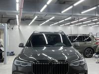 BMW X7 2021 года за 49 000 000 тг. в Астана