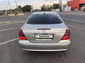 Mercedes-Benz E 320 2004 годаүшін5 200 000 тг. в Алматы – фото 5