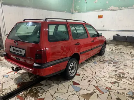 Volkswagen Golf 1993 года за 1 400 000 тг. в Тараз – фото 2