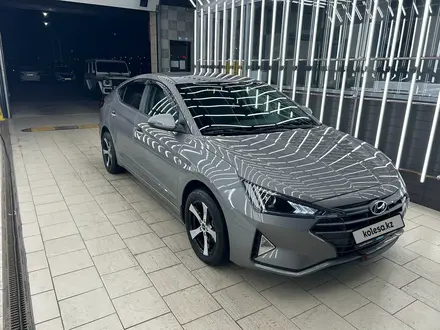 Hyundai Elantra 2020 года за 8 500 000 тг. в Астана
