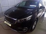 Kia Carnival 2016 года за 11 000 000 тг. в Алматы – фото 4