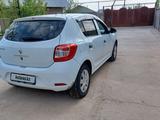 Renault Sandero 2015 года за 3 700 000 тг. в Шымкент – фото 2