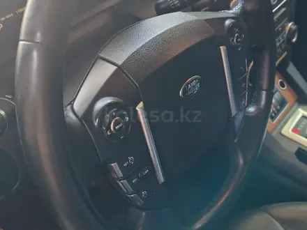 Land Rover Discovery 2016 года за 14 000 000 тг. в Алматы – фото 11