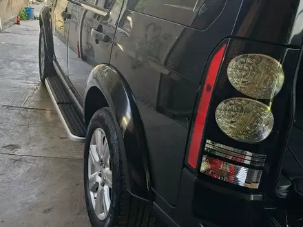 Land Rover Discovery 2016 года за 14 000 000 тг. в Алматы – фото 13