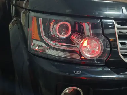 Land Rover Discovery 2016 года за 14 000 000 тг. в Алматы – фото 20