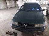 Volkswagen Passat 1995 годаfor1 900 000 тг. в Астана – фото 2